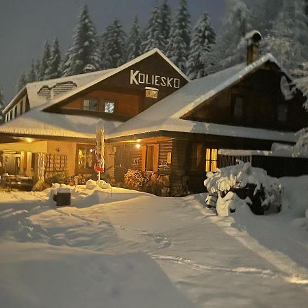 Chata Koliesko เดมานอฟสกา โดลินา ภายนอก รูปภาพ